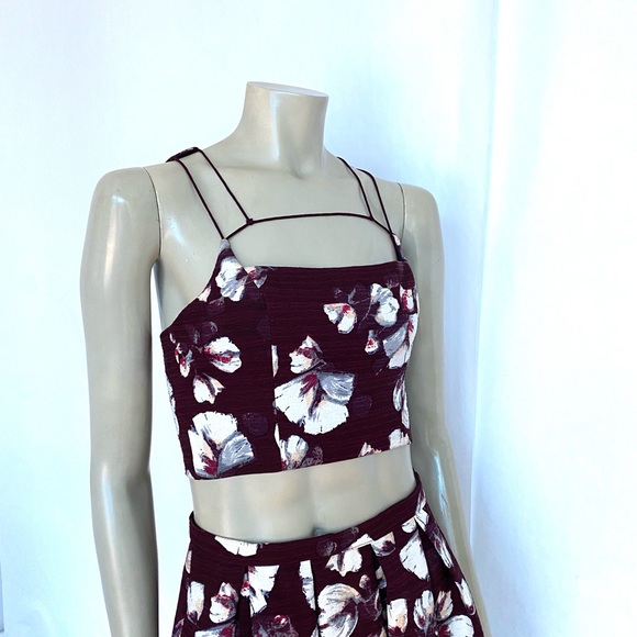 re:named Floral Top and Skirt - Picture 10 of 14